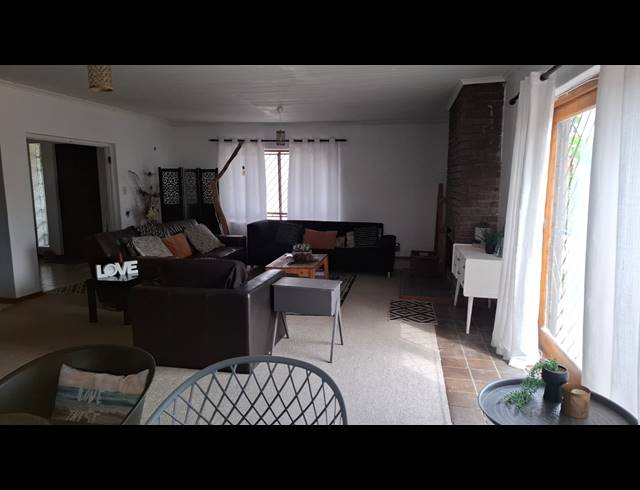 3 BEDROOM FREEHOLD FOR SALE IN WILDWOODS